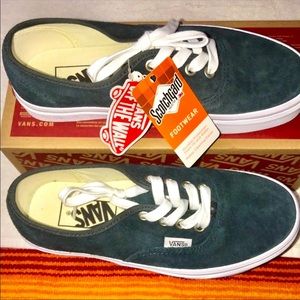 >💟SCOTCHGARD DURABLE PROTECTION AUTHENTIC DARKEST SPRUCE SUEDE BRAND NEW🆕 VANS